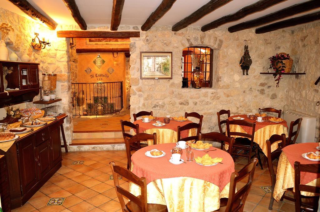 ペトラリーア・ソッターナ Il Castello Bed & Breakfast エクステリア 写真